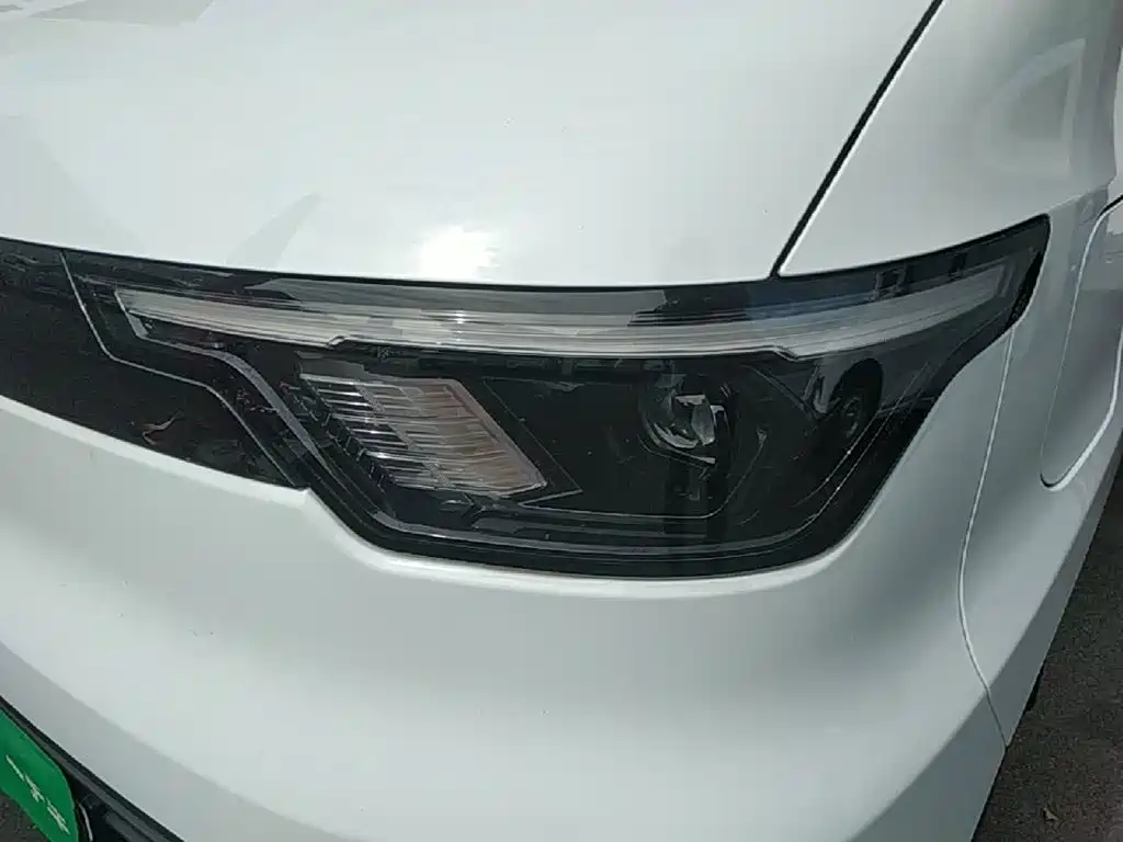 Jiangling E-Fushun 2026 2025 Model Blind Window Version 41.86kWh Short Wheelbase Low Roof 3.0-ton