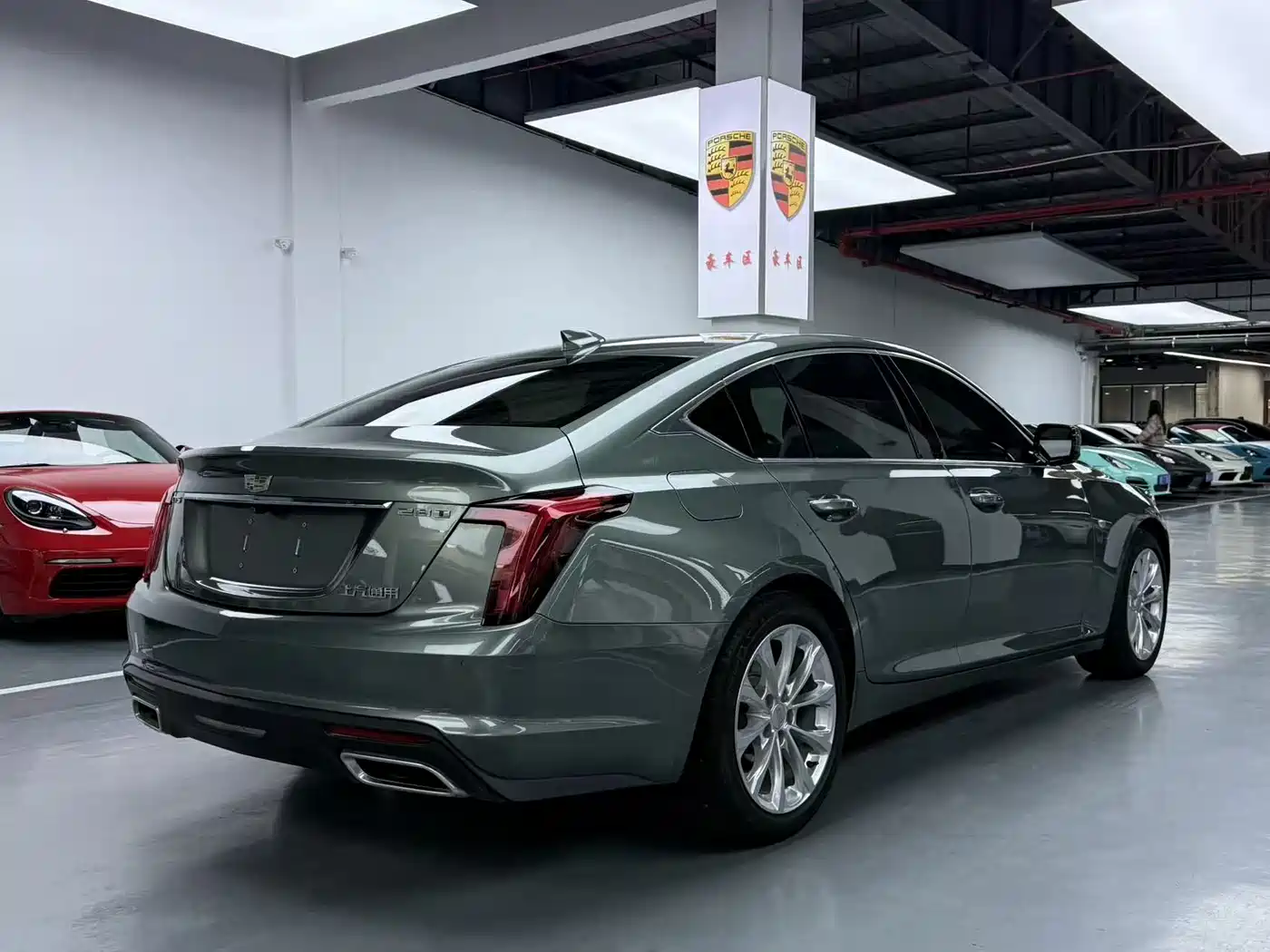 CADILLAC CT5