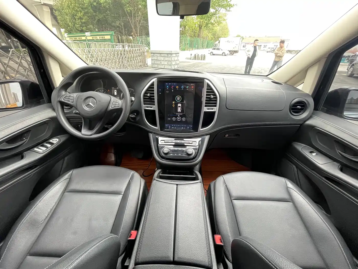 Mercedes-Benz Vito 2020 2.0T Business Edition (7-seater) фото 11