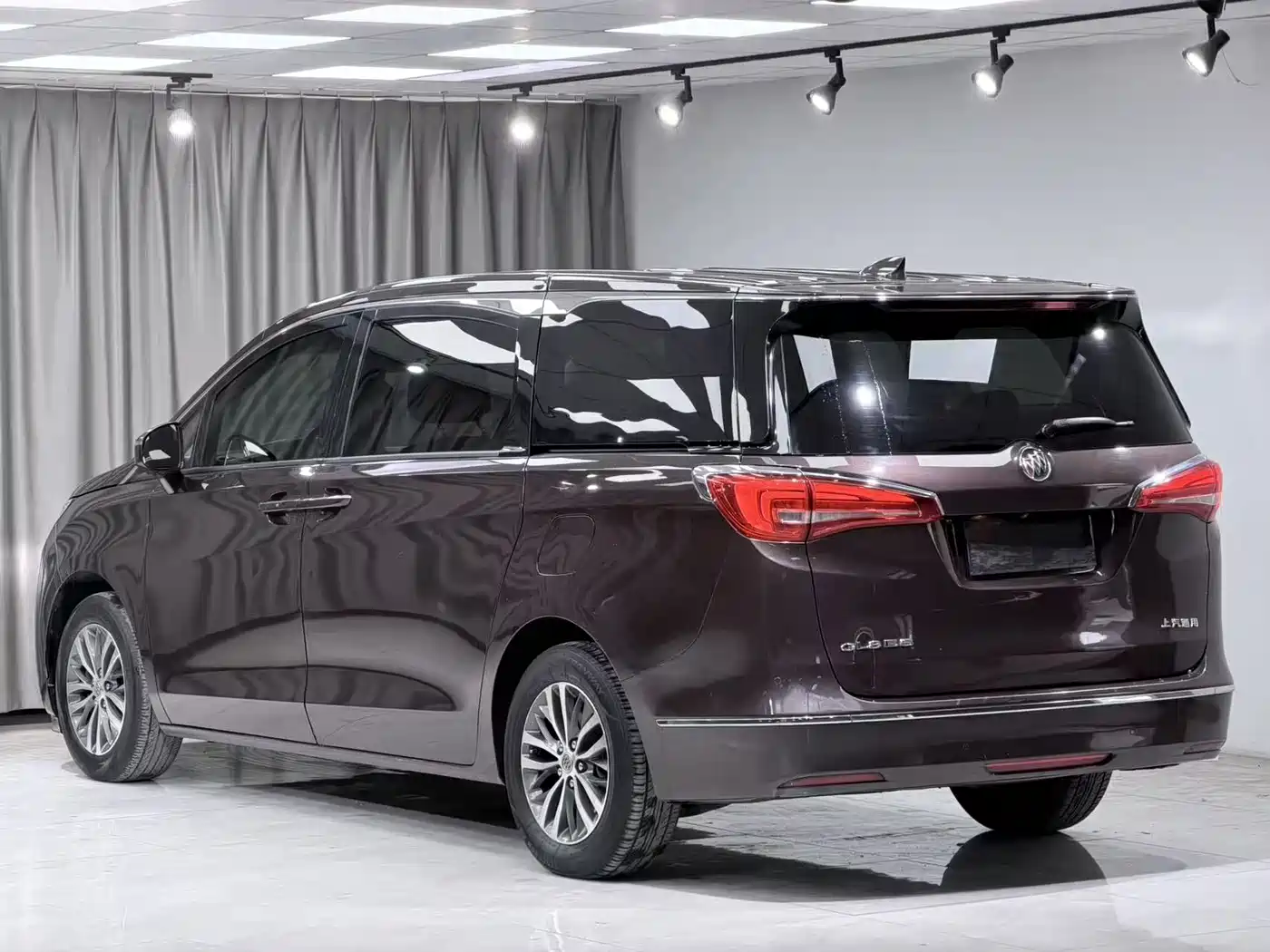 Buick GL8 2017 ES 28T Luxury China V фото 10