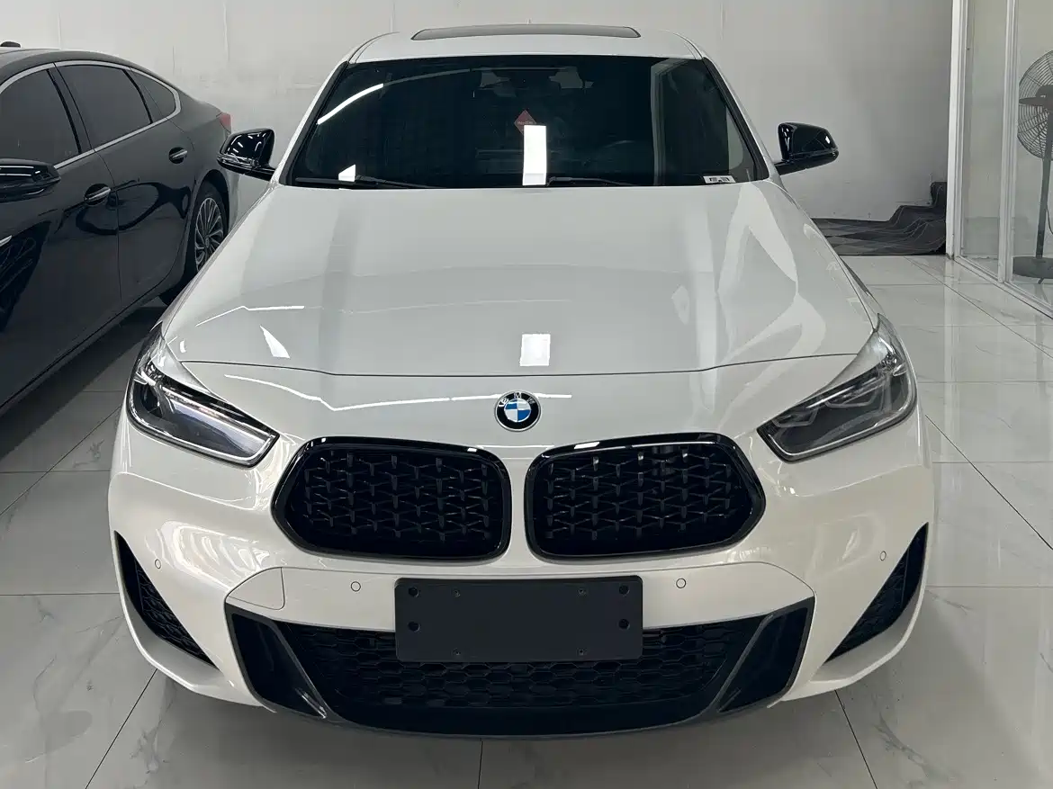 BMW X2 2023 sDrive 25i Radiance Edition фото 2