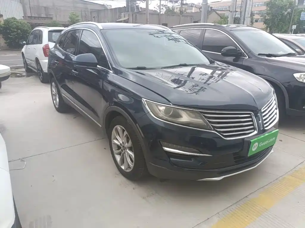Photo 4 - Lincoln MKC
