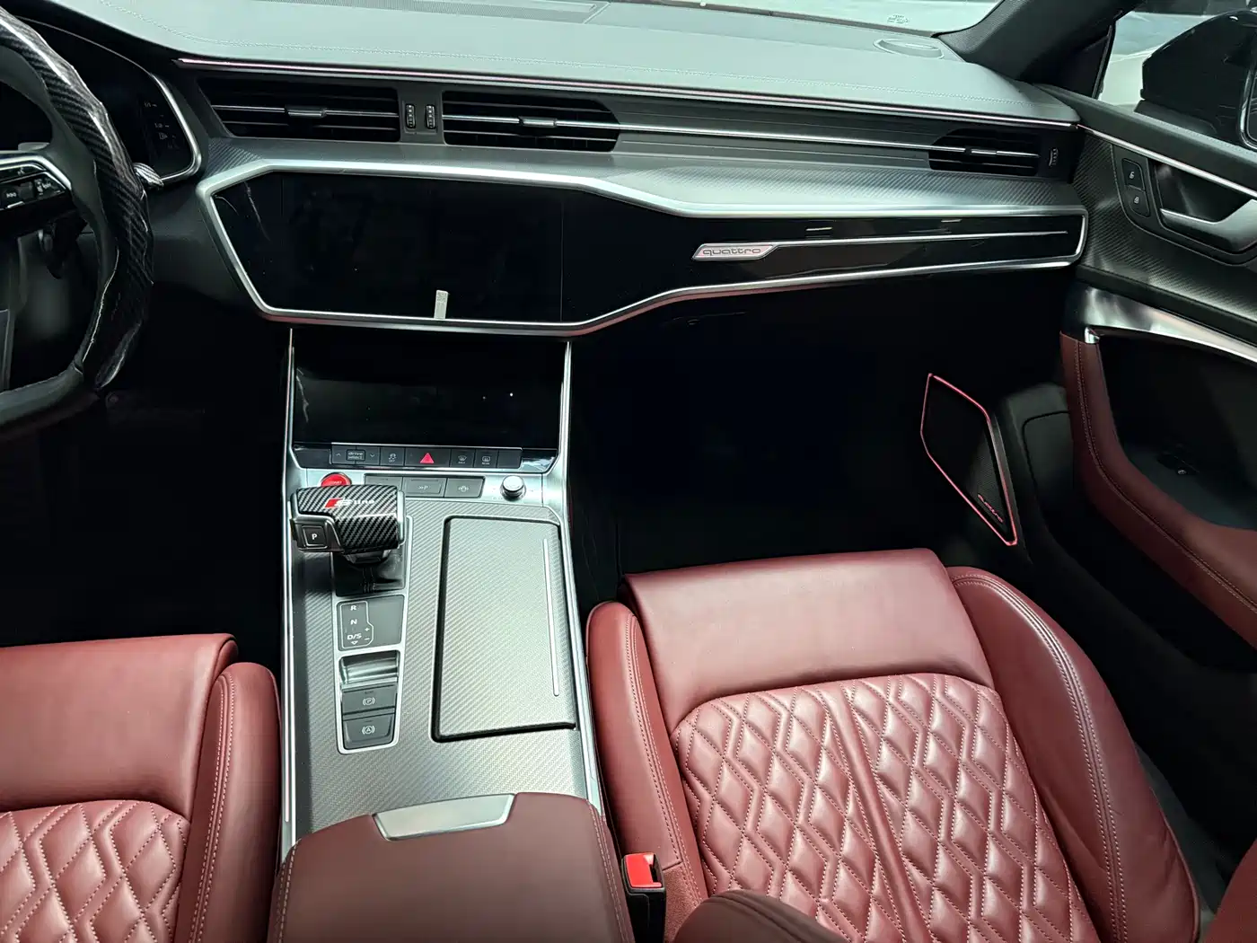 Photo 8 - Audi A7L