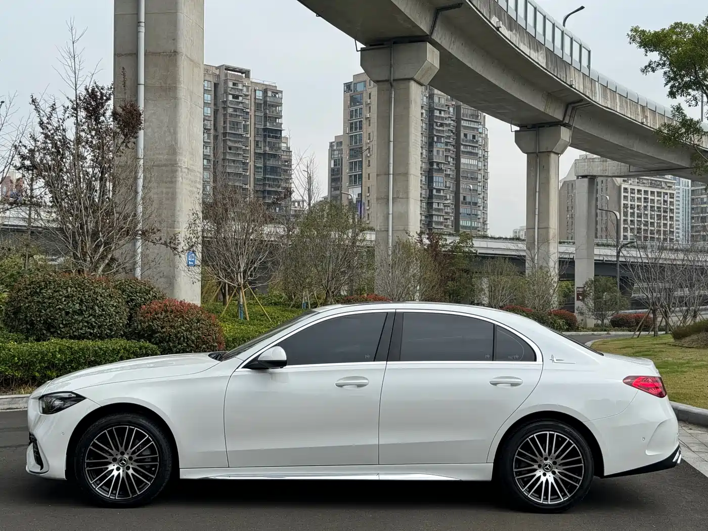 Mercedes-Benz C-Class 2024 Facelift C 200 L Sport фото 21