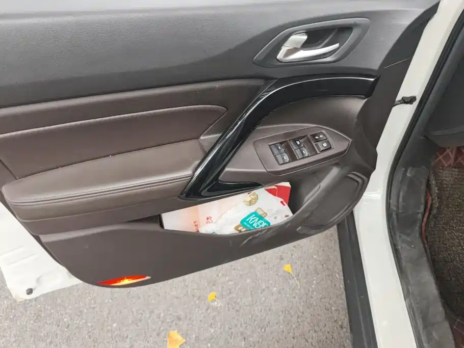 GAC Group GAC Trumpchi PHEV 2018 2018 1.5L Smart Connect Premium Edition