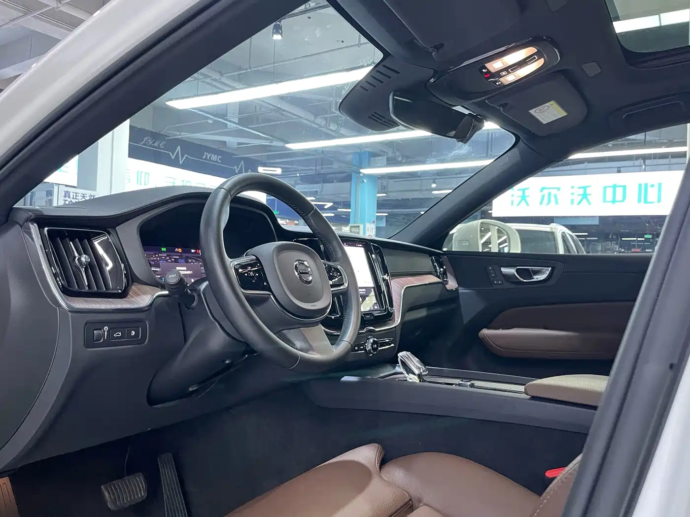 Volvo XC60 Plug-in Hybrid 2021 2022 T8 PHEV AWD Inscription Luxury