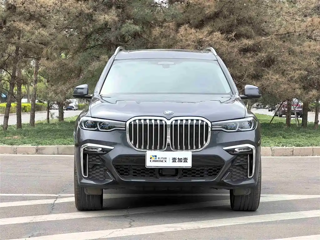 BMW X7 2021 Facelift xDrive40i Executive M Sport Package фото 2