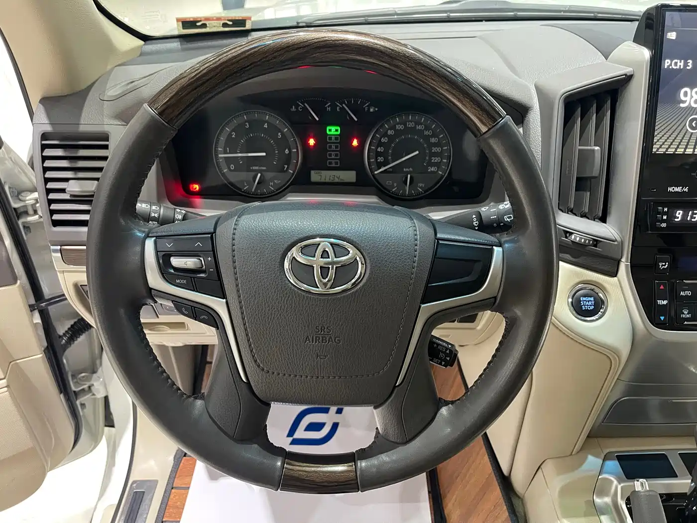 Toyota Land Cruiser (Import) фото 6