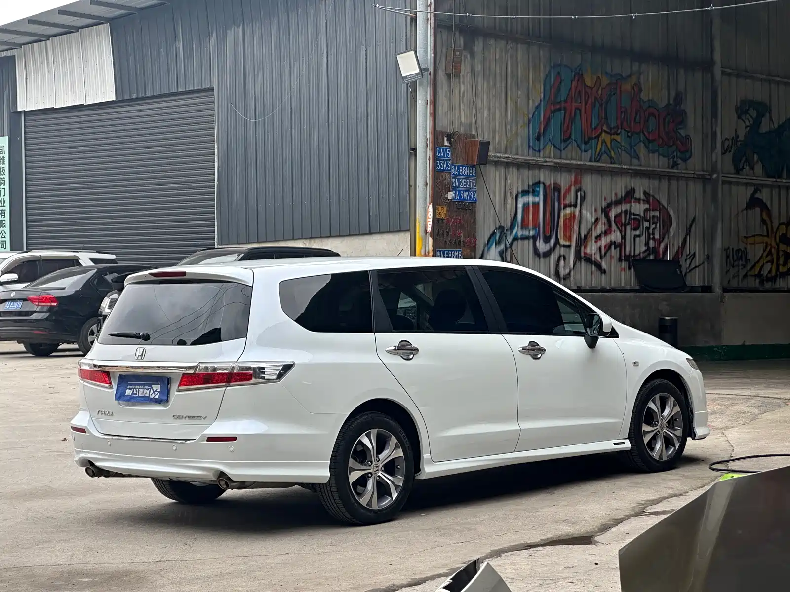Фото 4 - Honda Odyssey