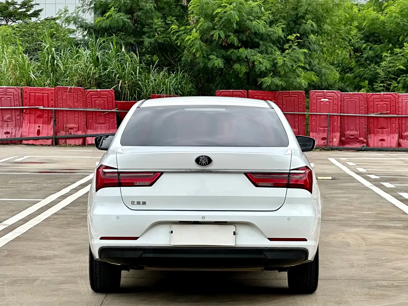BYD Qin 2020 2019 1.5L Automatic Luxury Edition