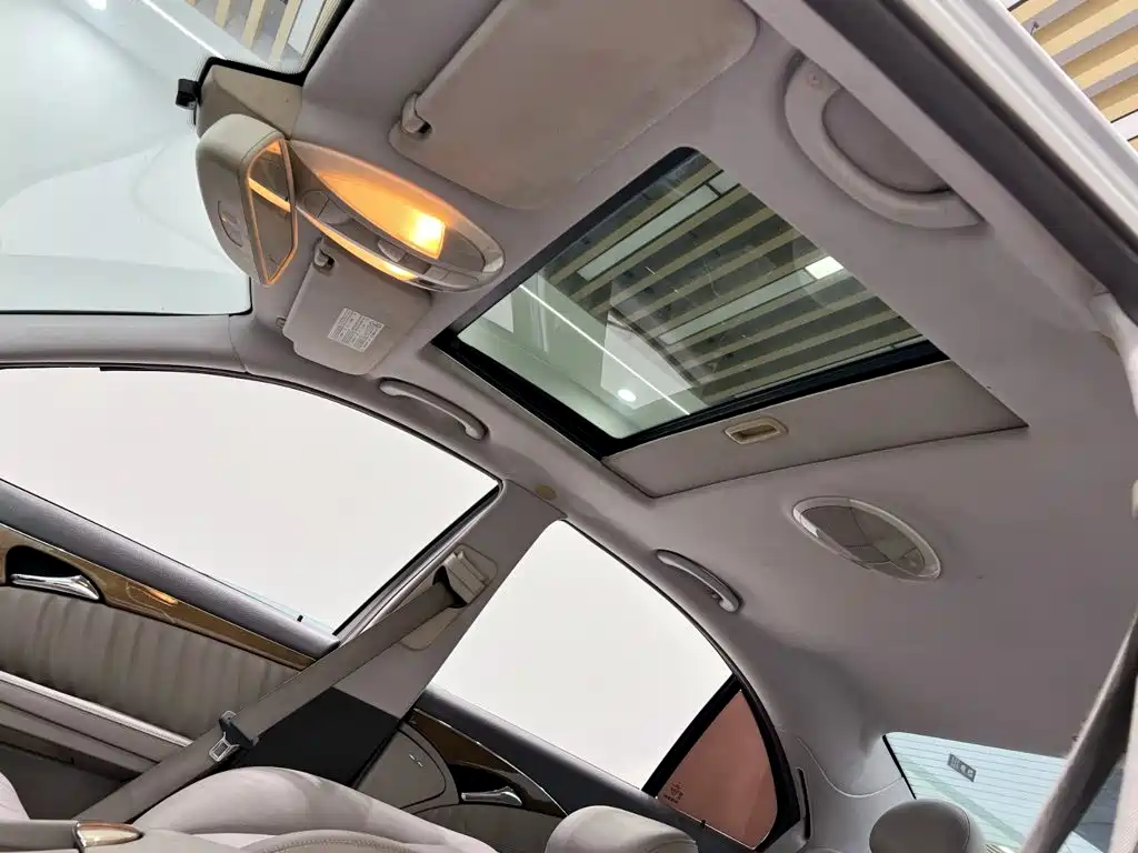 Mercedes-Benz E-Class 2008 2008 E 230 Fashion