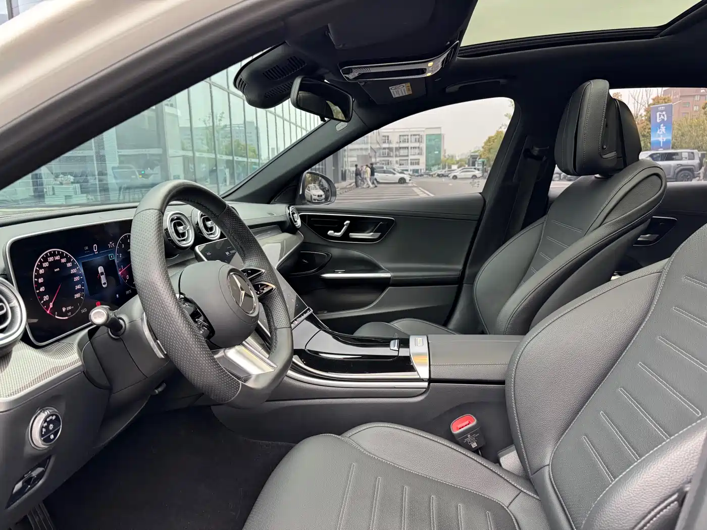 Mercedes-Benz C-Class 2024 C 260 L Sport фото 5