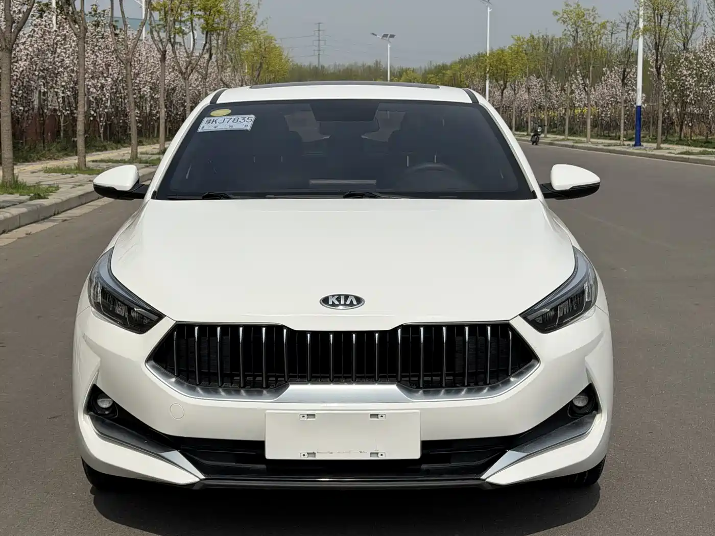 Kia K3 2019 1.5L CVT Smart Connect Edition фото 2
