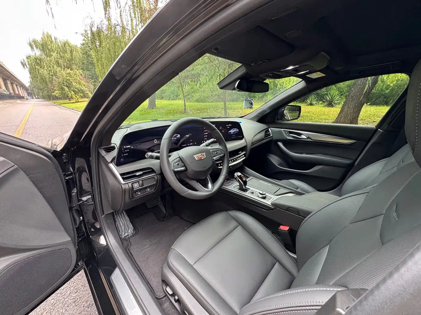 Cadillac CT5 2025 2025 Model 28T Urban Sport Edition