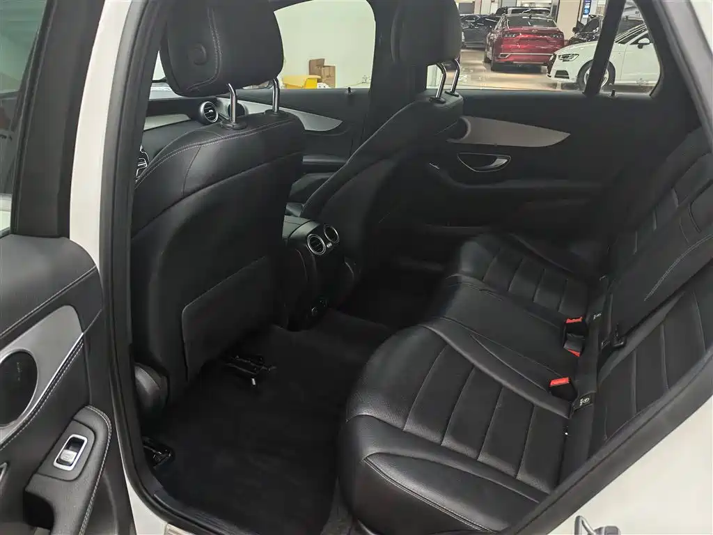 Mercedes-Benz GLC 2019 GLC 200 4MATIC фото 10