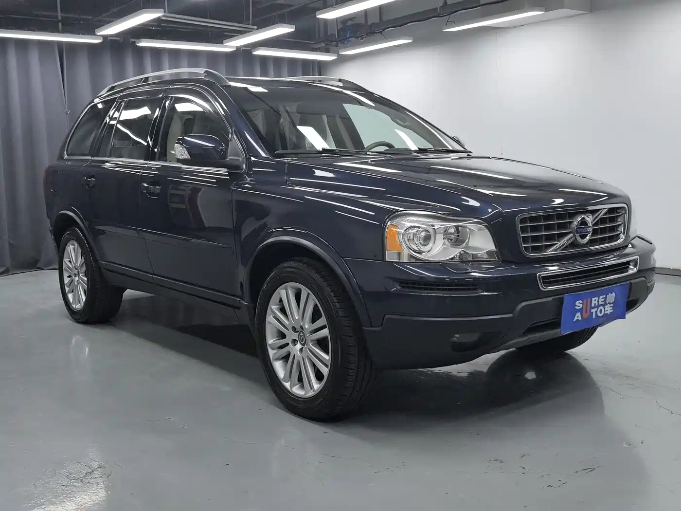 Фото 3 - Volvo XC90