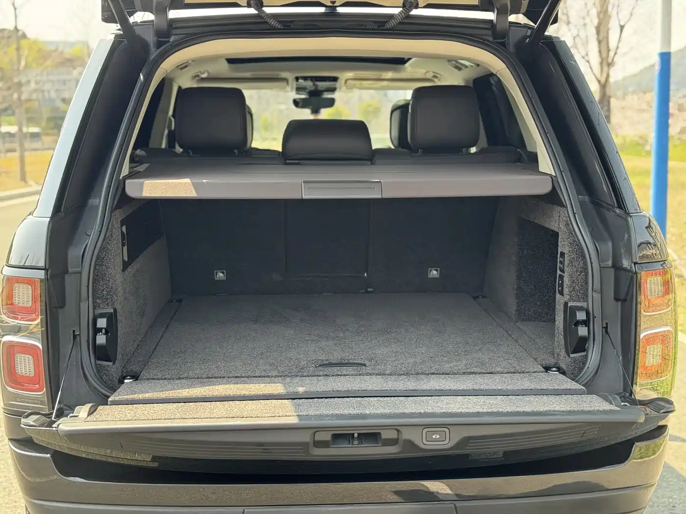 Land Rover Range Rover 2022 3.0 L6 360PS Heritage Edition фото 21