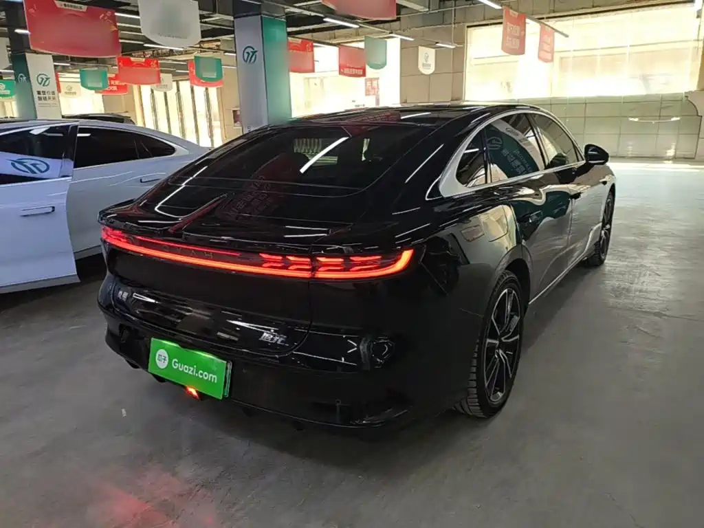 Voyah Auto VOYAH Zhuiguang 2024 2024 PHEV AWD Ultra Long Range Flagship