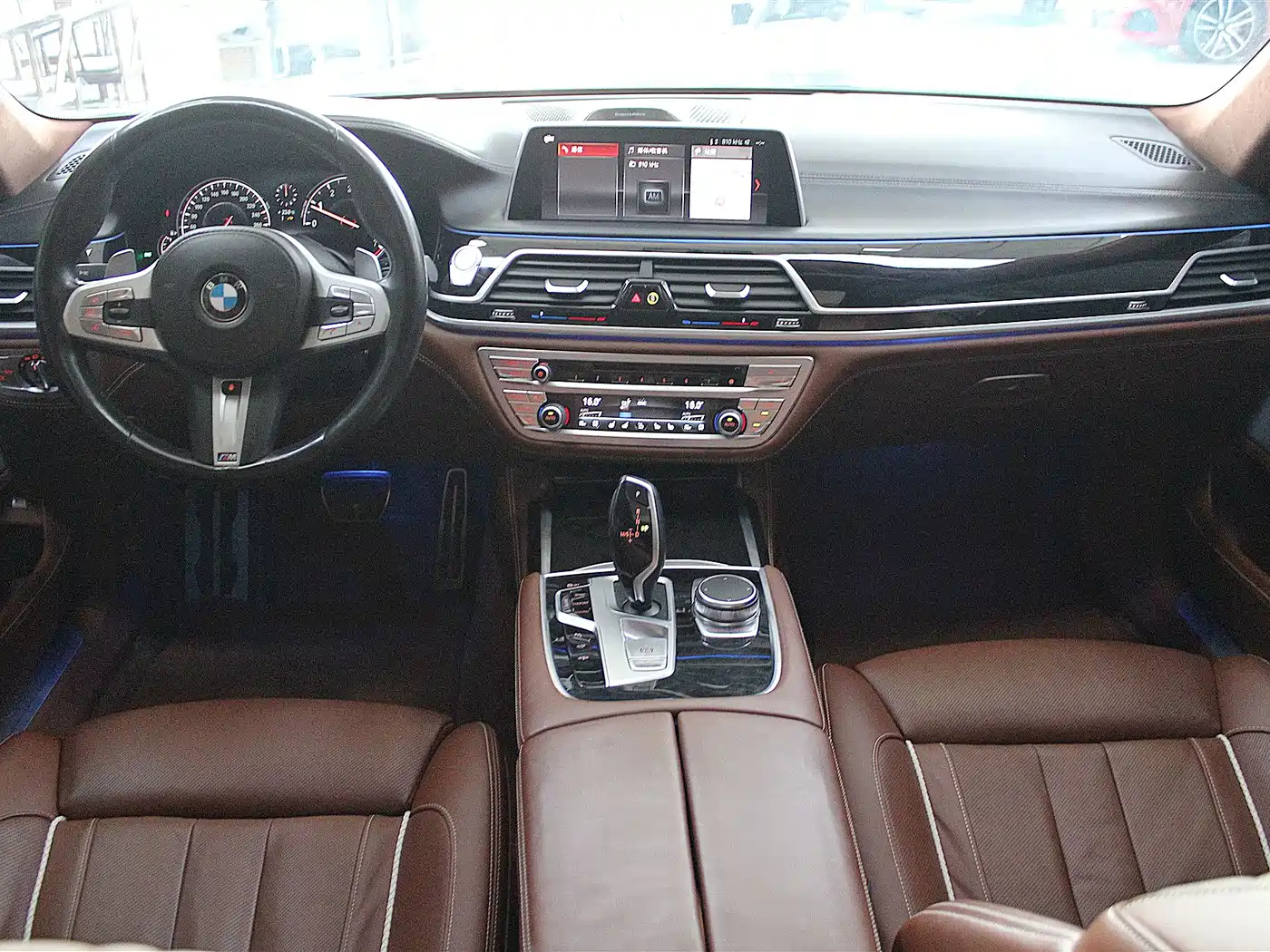 BMW 7 Series 2018 750Li xDrive M Sport Package фото 4