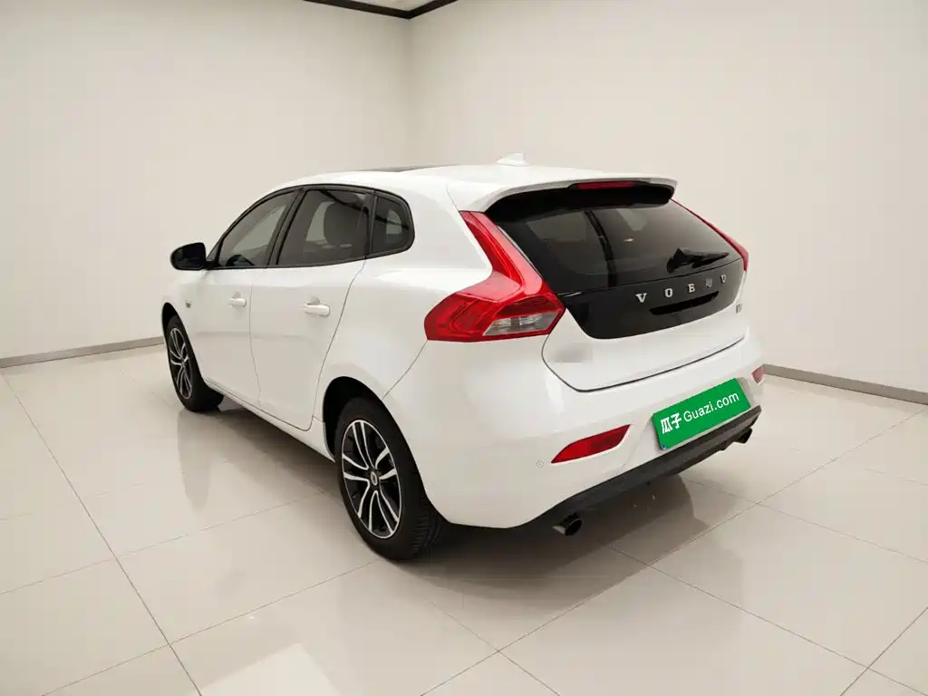 Volvo V40 2017 2017 T3 Inscription