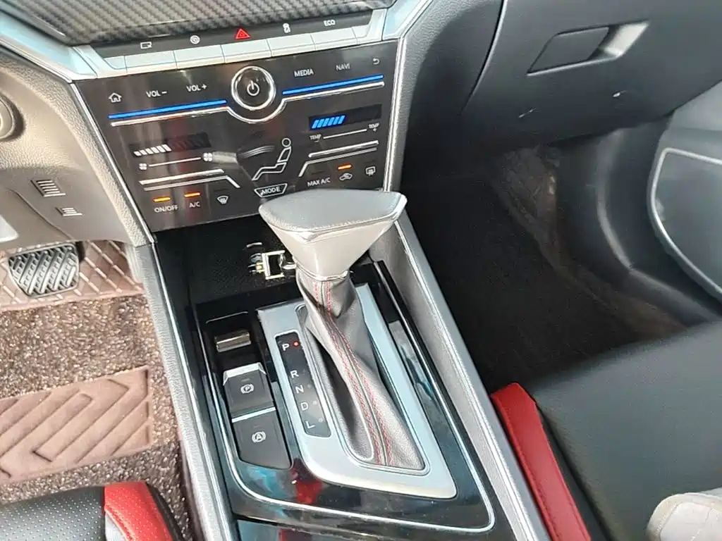 Venucia T60 2022 2020 1.6L CVT Zhi Xuan Edition China VI
