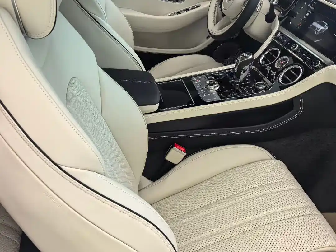 Bentley Continental Plug-in Hybrid 2026 GT Base Model фото 7