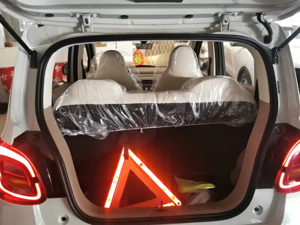 Wuling Motors Hongguang MINIEV 2026 2025 4-Door Advanced