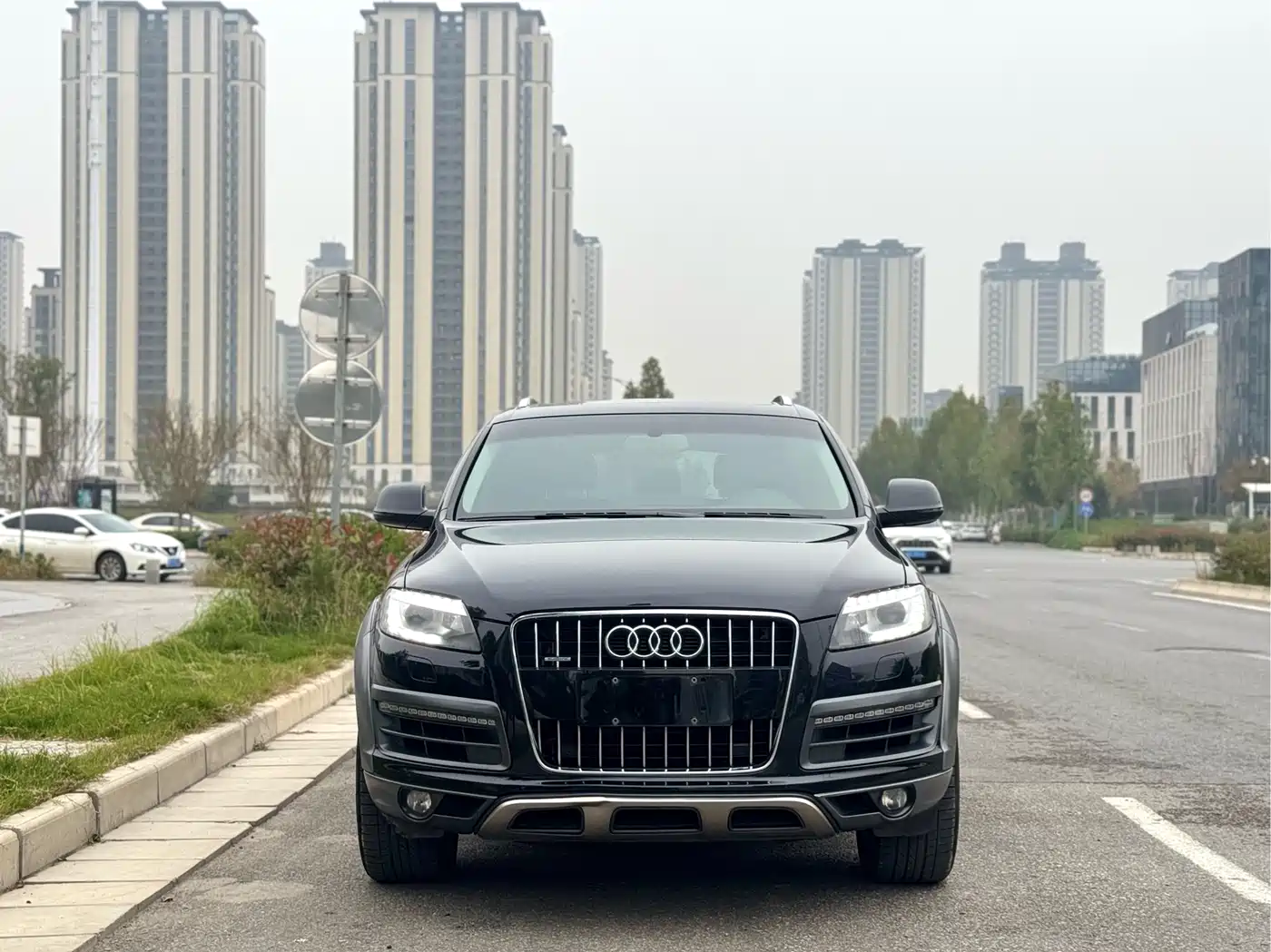 Audi Q7 2014 35 TFSI Off-road фото 2