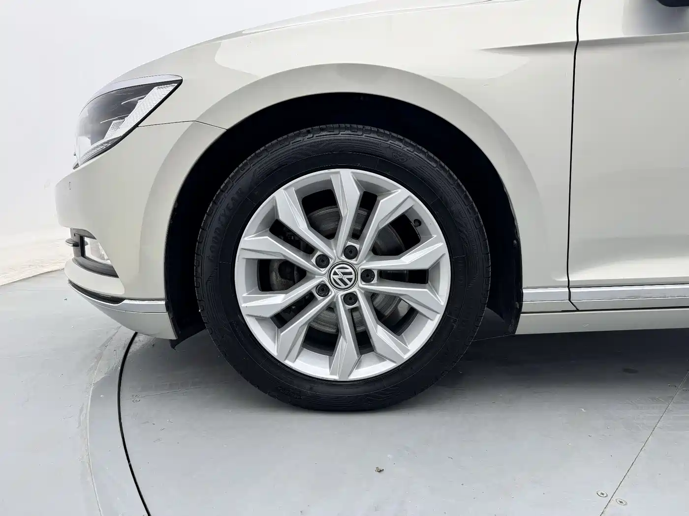 Volkswagen Magotan 2019 380TSI DSG Luxury China V фото 28