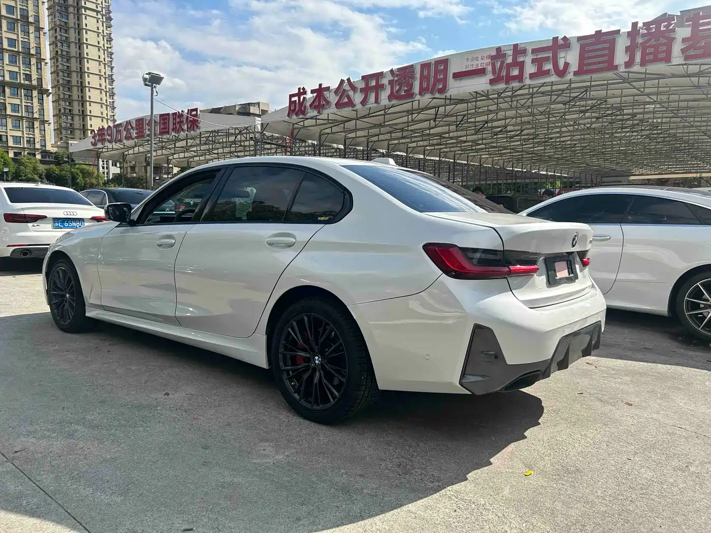 BMW 3 Series 2024 325i M Sport Shadowline Package фото 7