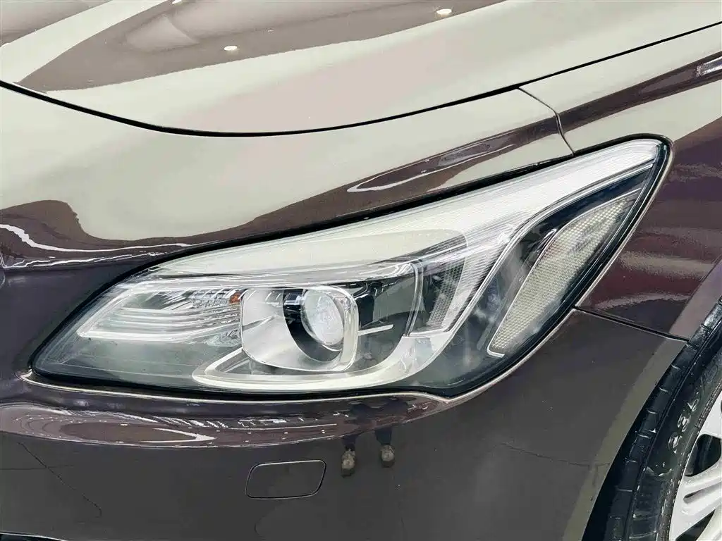 Buick LaCrosse 2016 20T Luxury фото 11