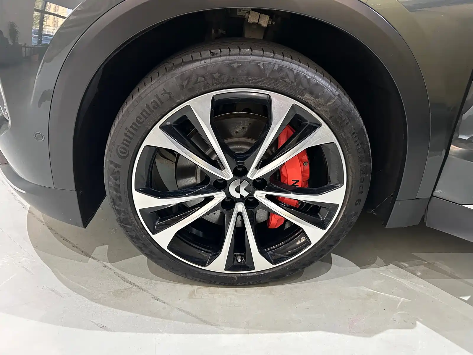 Фото 3 - NIO ES8