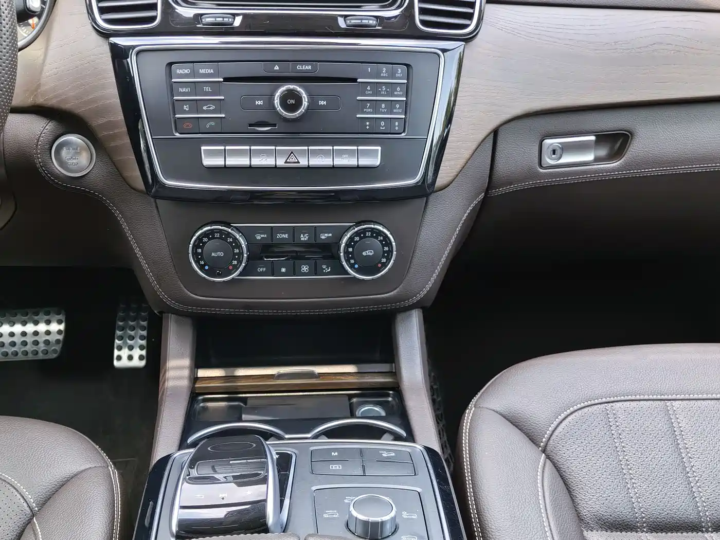 Mercedes-Benz GLE 2018 GLE 400 4MATIC Ultimate Edition фото 9