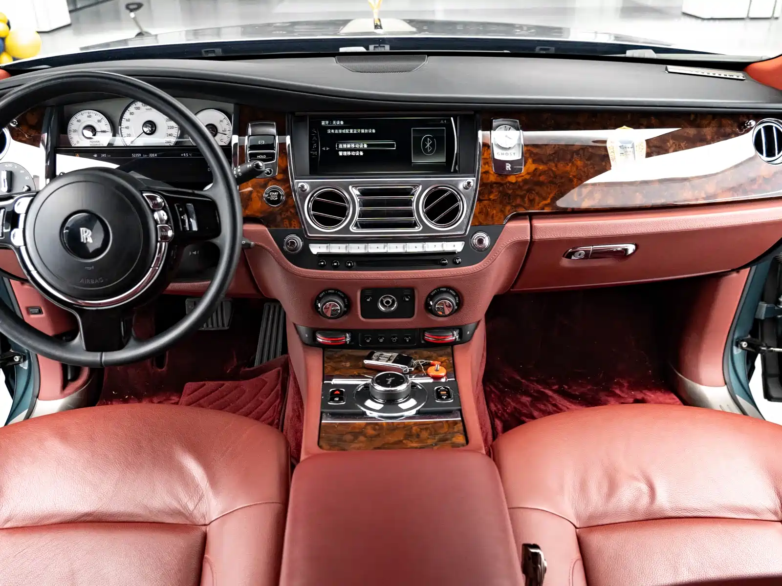 Фото 8 - Rolls-Royce Ghost