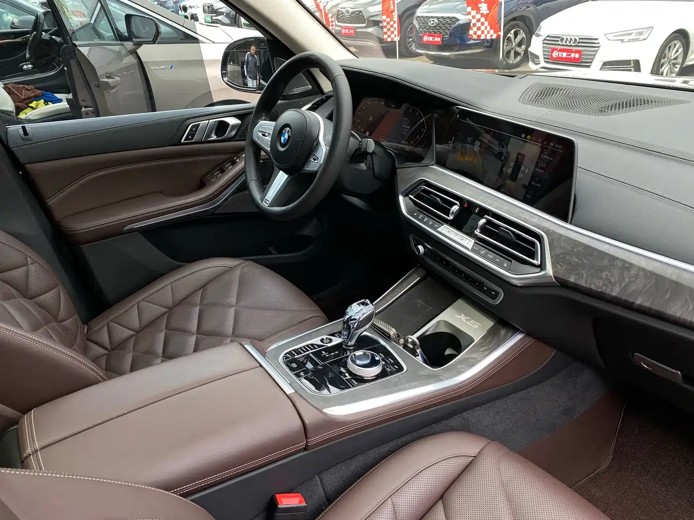 BMW X5 2022 2022 xDrive 30Li Premium M Sport Package