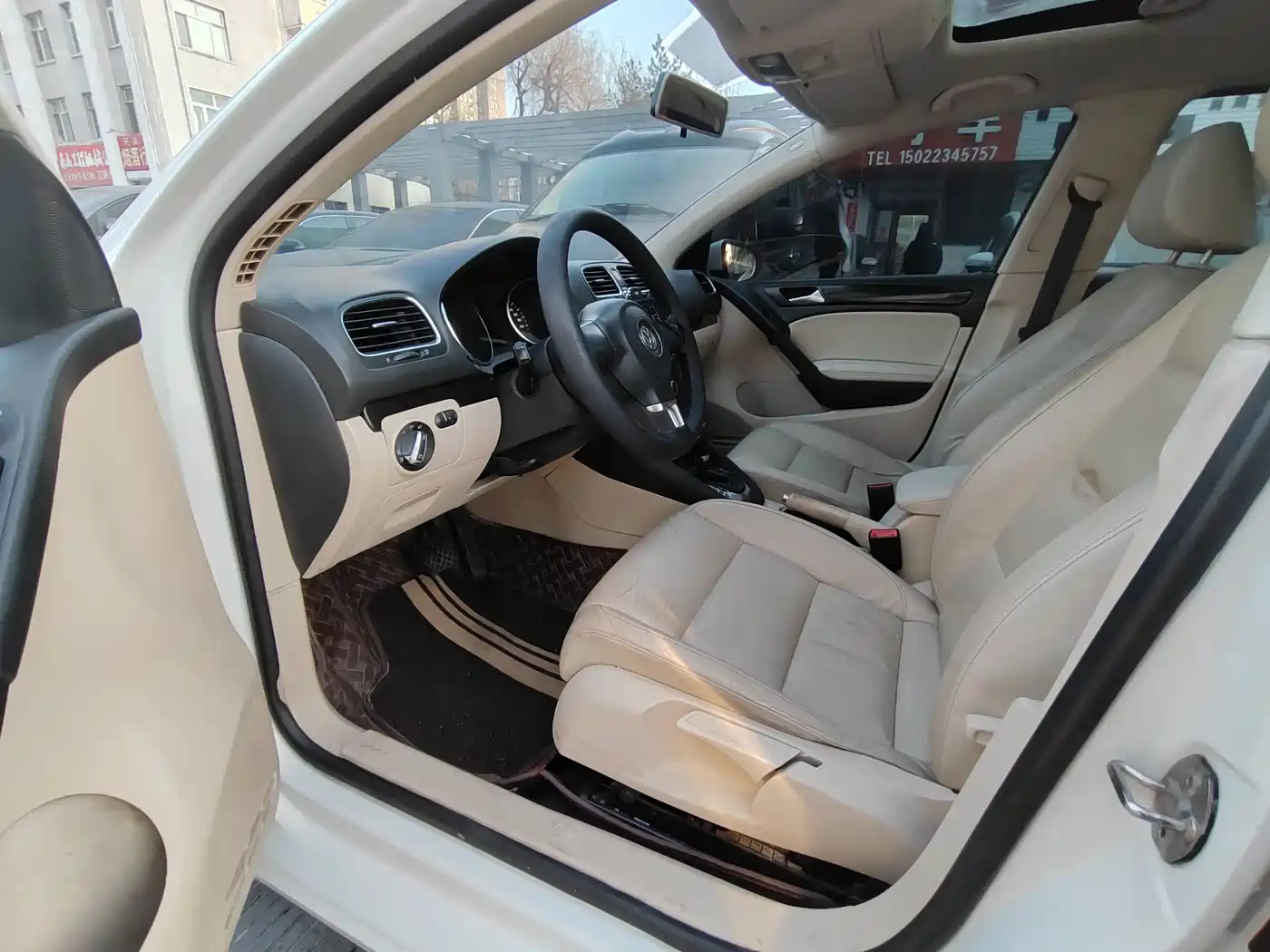Volkswagen Golf 2010 1.4TSI Automatic Luxury фото 7