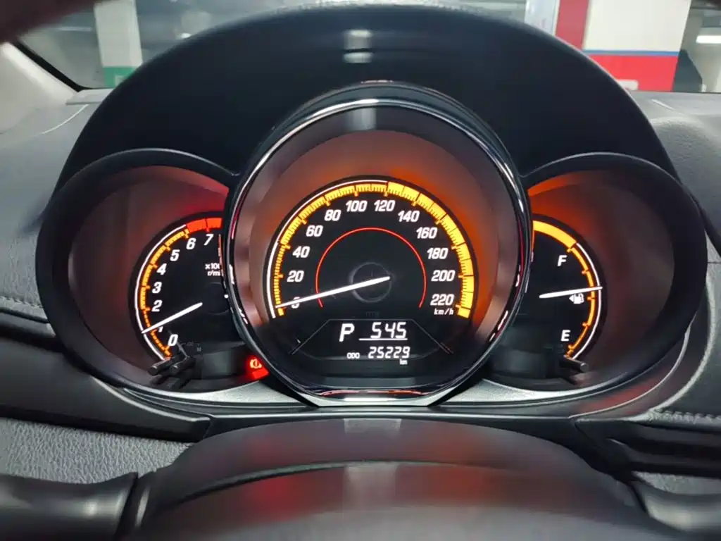 صورة 14 - Toyota YARiS L Zhi Xuan