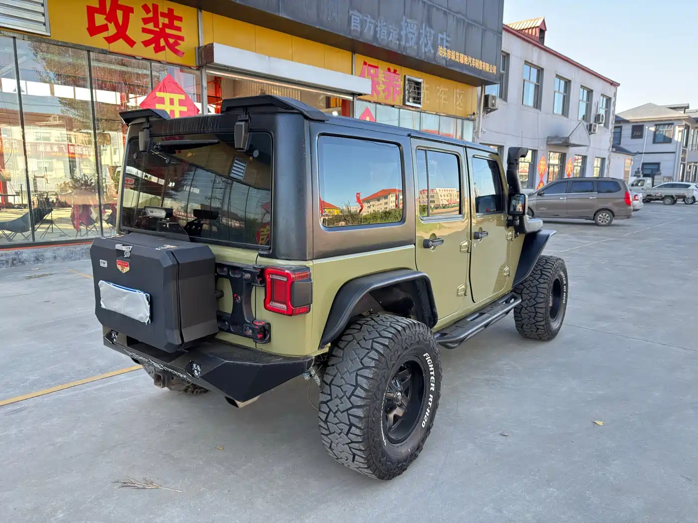 Фото 7 - Jeep Wrangler