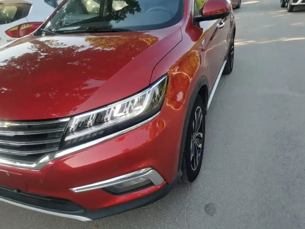 Фото 24 - Roewe RX5
