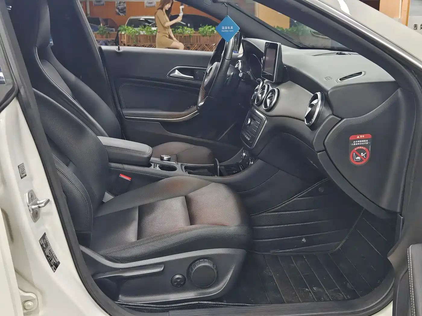 Mercedes-Benz CLA (Import) 2015 CLA 200 фото 13