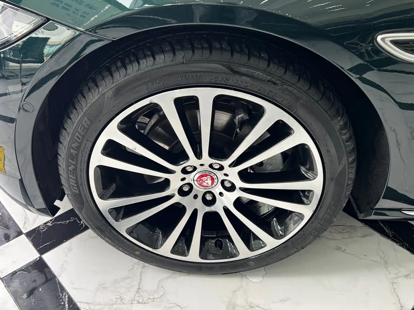 Jaguar XFL 2024 2024 2.0T P250 2WD Premium Luxury