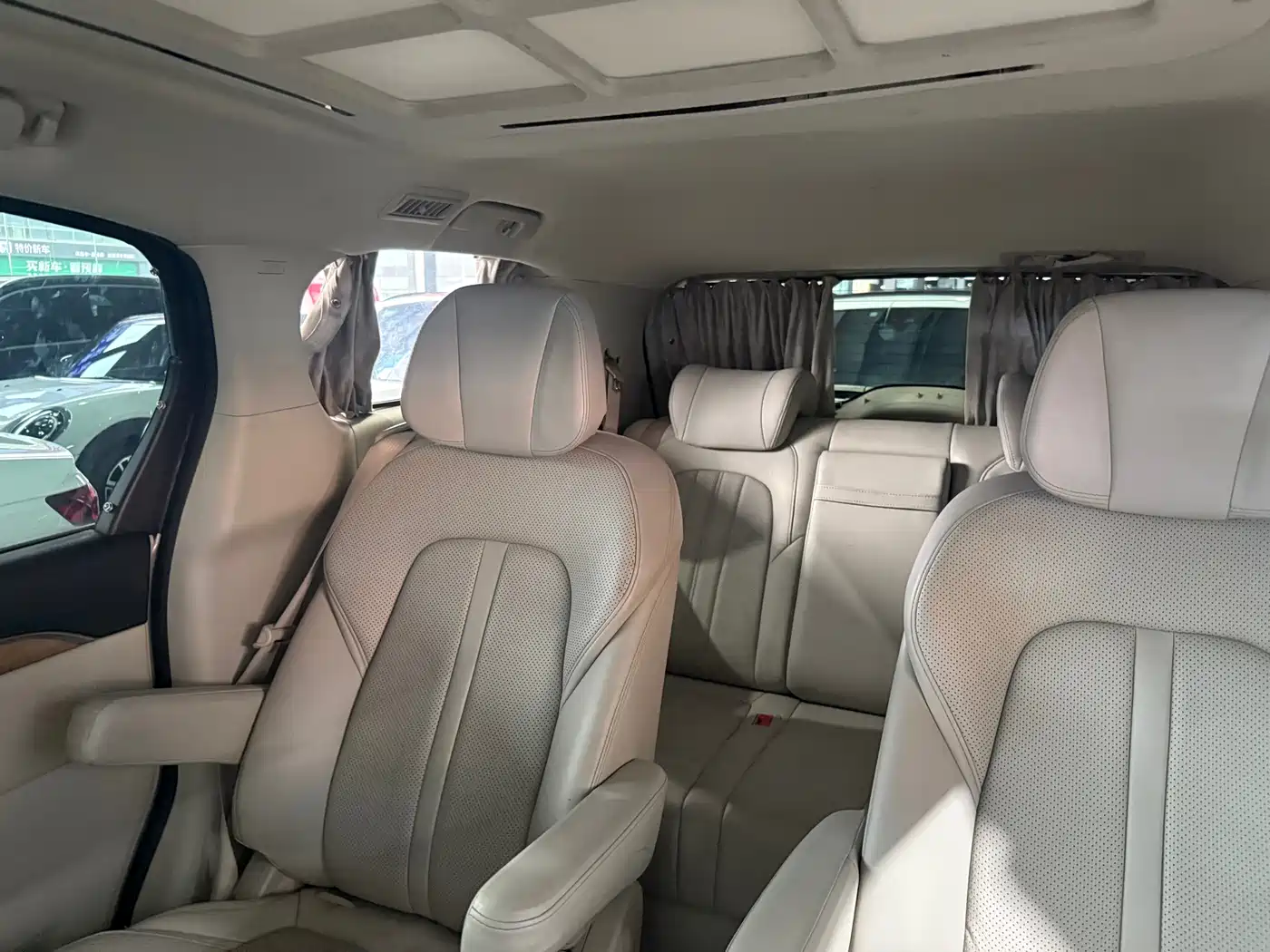 Buick GL8 2018 ES 28T Comfort Type China VI фото 4