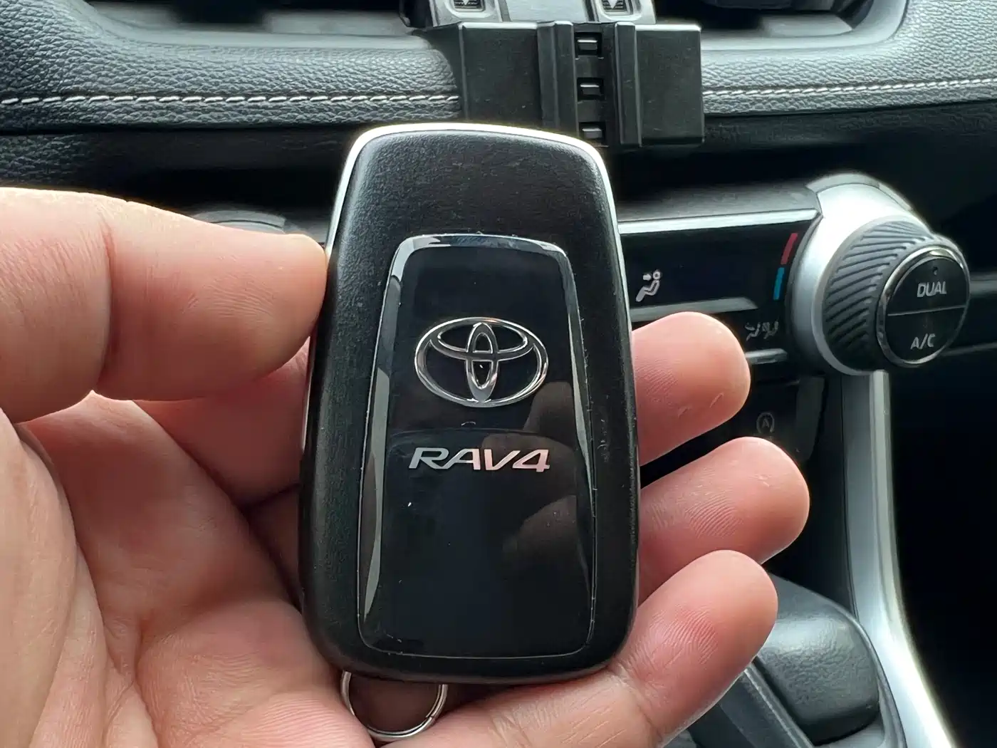 Toyota RAV4 Rongfang 2022 2.0L CVT 4WD Trend Plus Edition фото 13