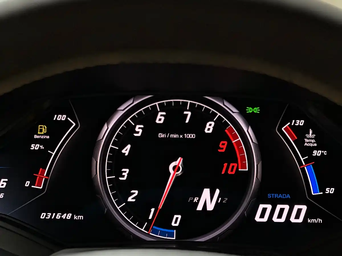 Lamborghini Huracán 2014 LP 610-4 фото 9