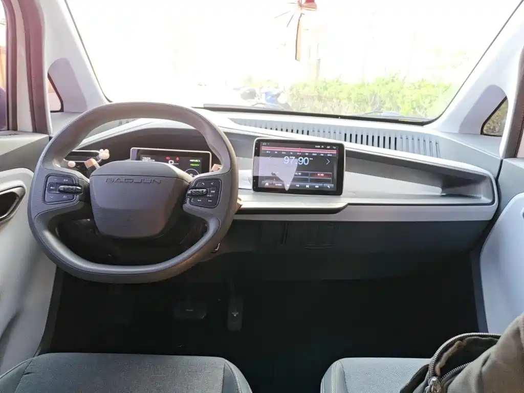 Baojun E200 2020 2020 305KM Smart Edition