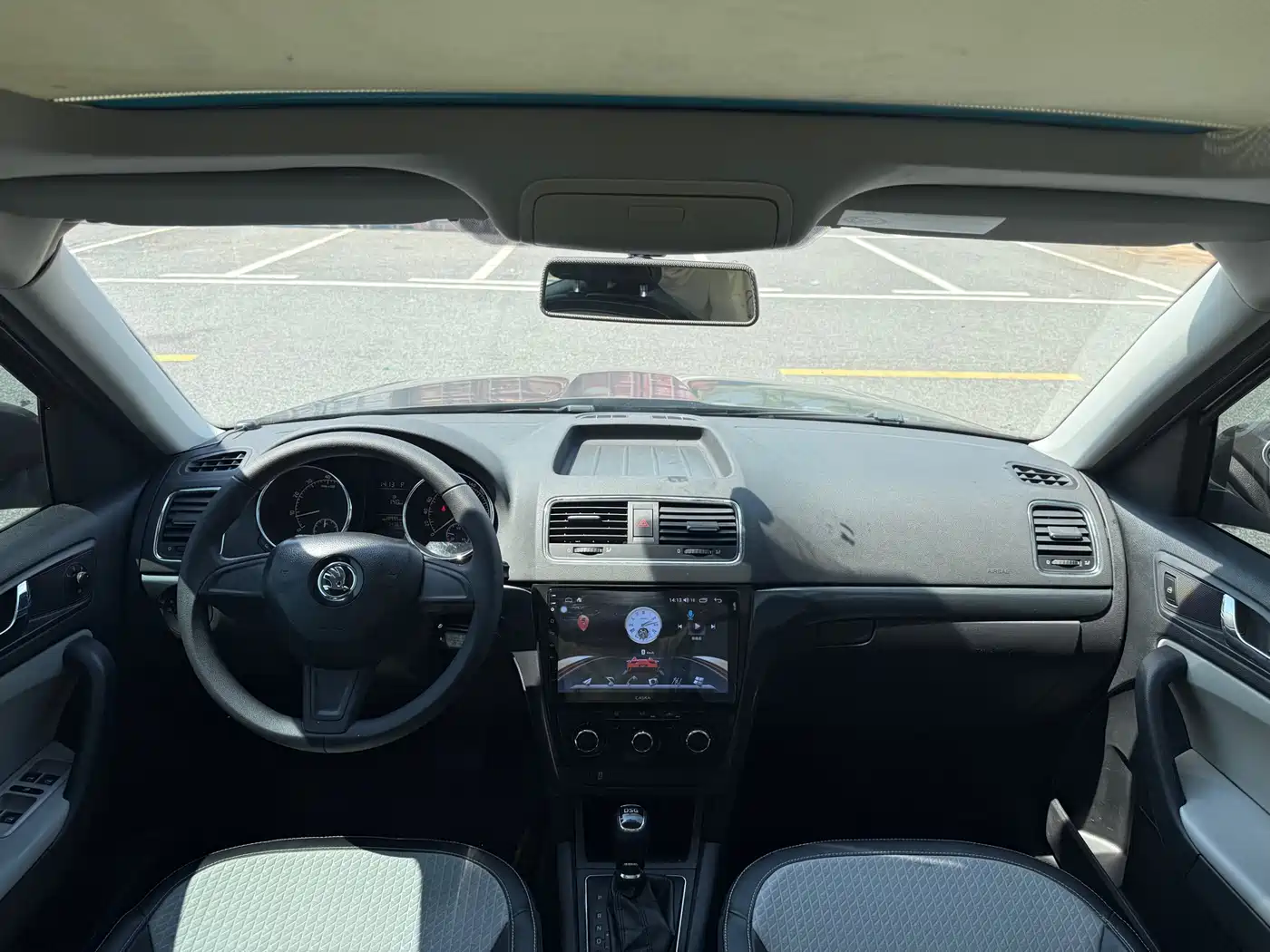 Škoda Yeti 2016 1.4TSI DSG Forward Edition фото 9
