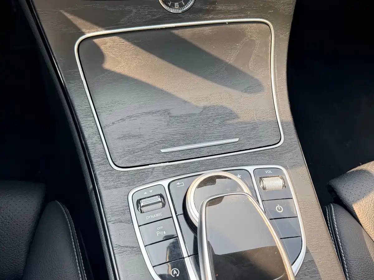 Mercedes-Benz C-Class 2017 C 180 L Sport фото 9