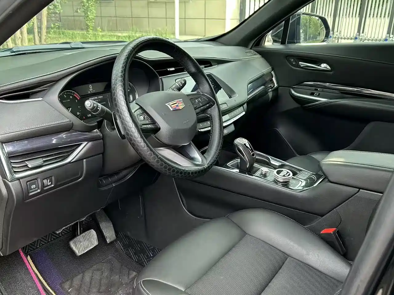 Cadillac XT4 2018 Model 28T 2WD Technology фото 2