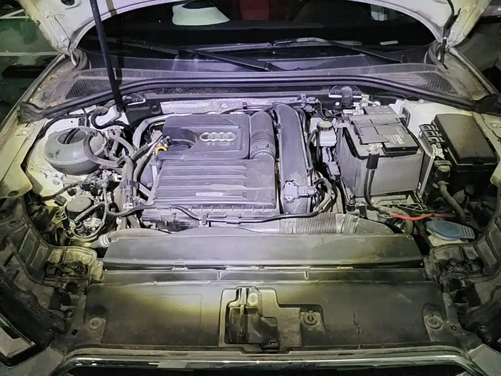 Photo 3 - Audi A3