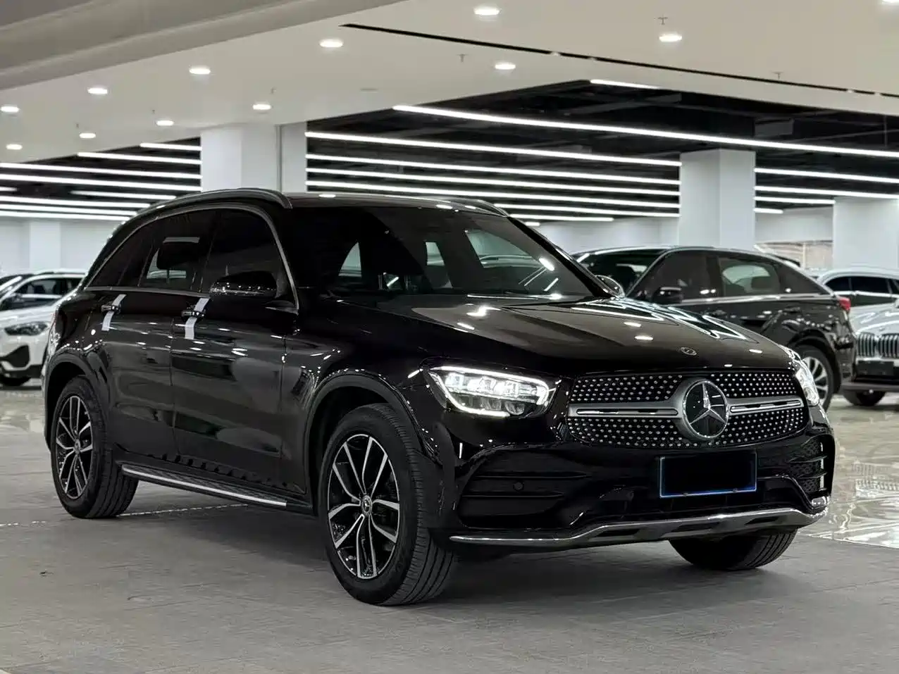 Mercedes-Benz GLC 2022 Model GLC 260 L 4MATIC Luxury Edition фото 3